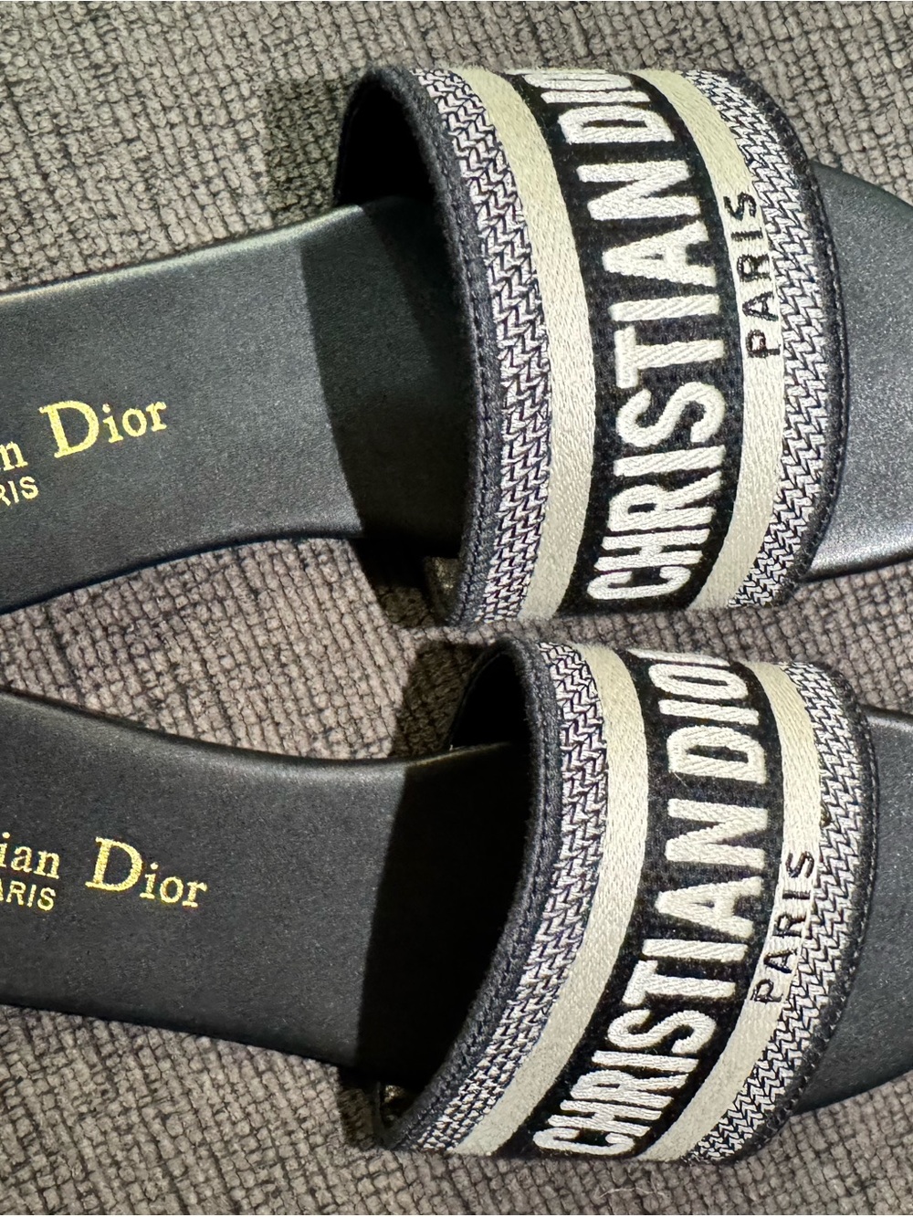 Dior Black and White Logo Slide Sandals size 8.5 - Picture 5 of 5